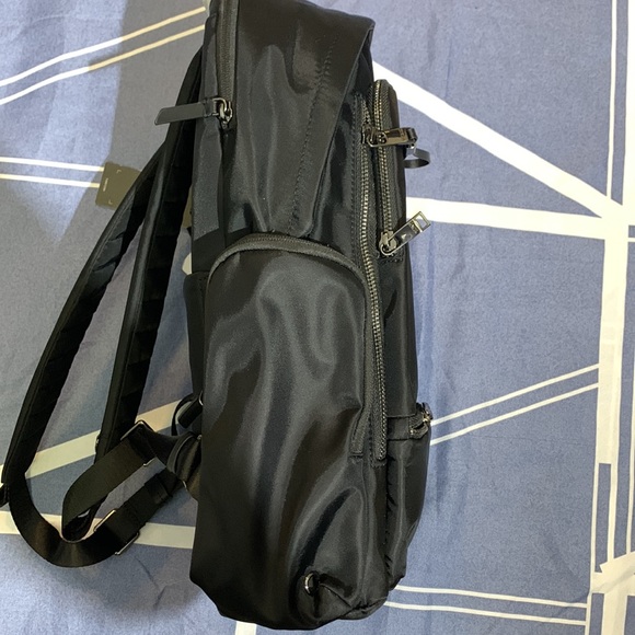black tumi voyageur backpack Leather Raina Large Black/Light Gold This lightweight backpack folds flat to be completely packable Tumi Alpha Bravo Search Backpack